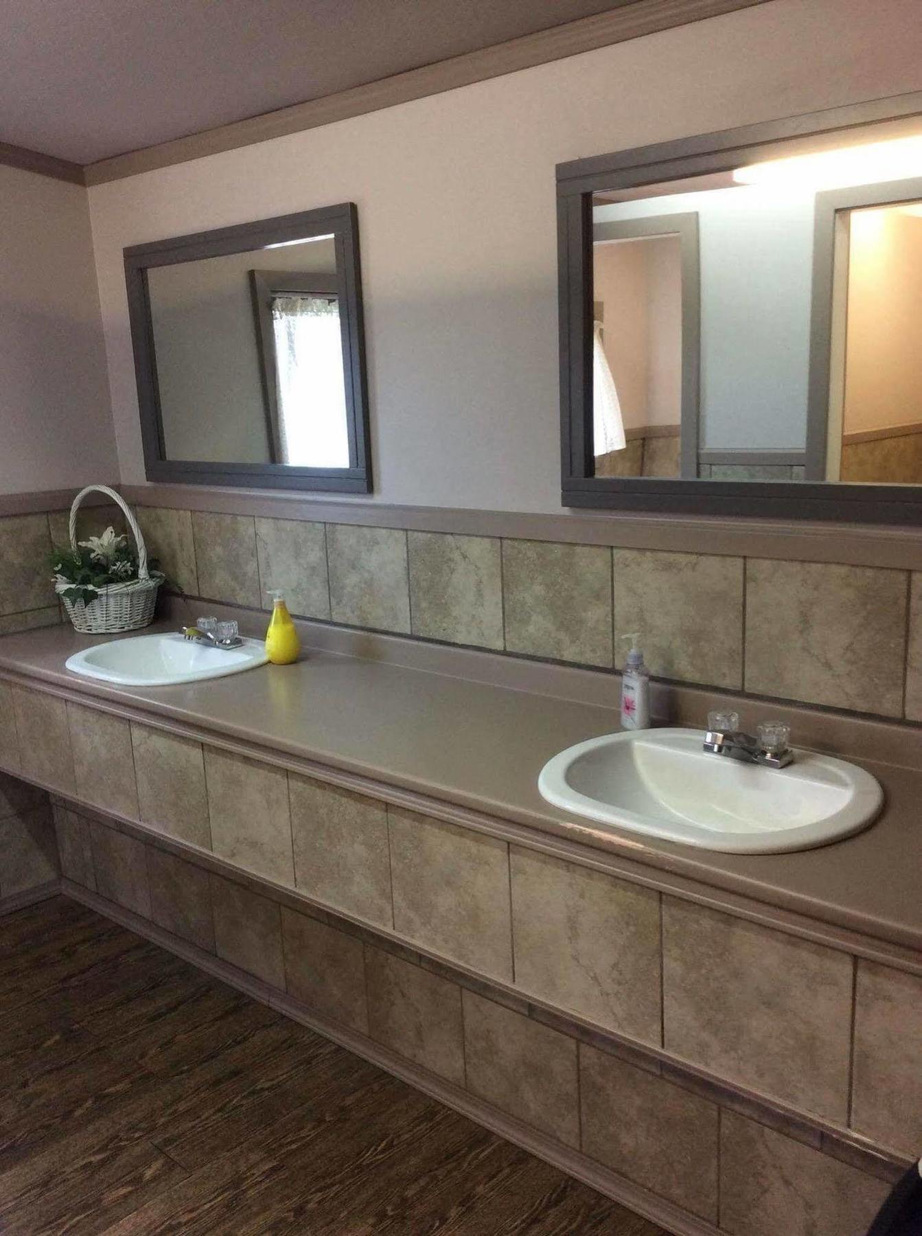 Chalet Inn Kitimat Dış mekan fotoğraf