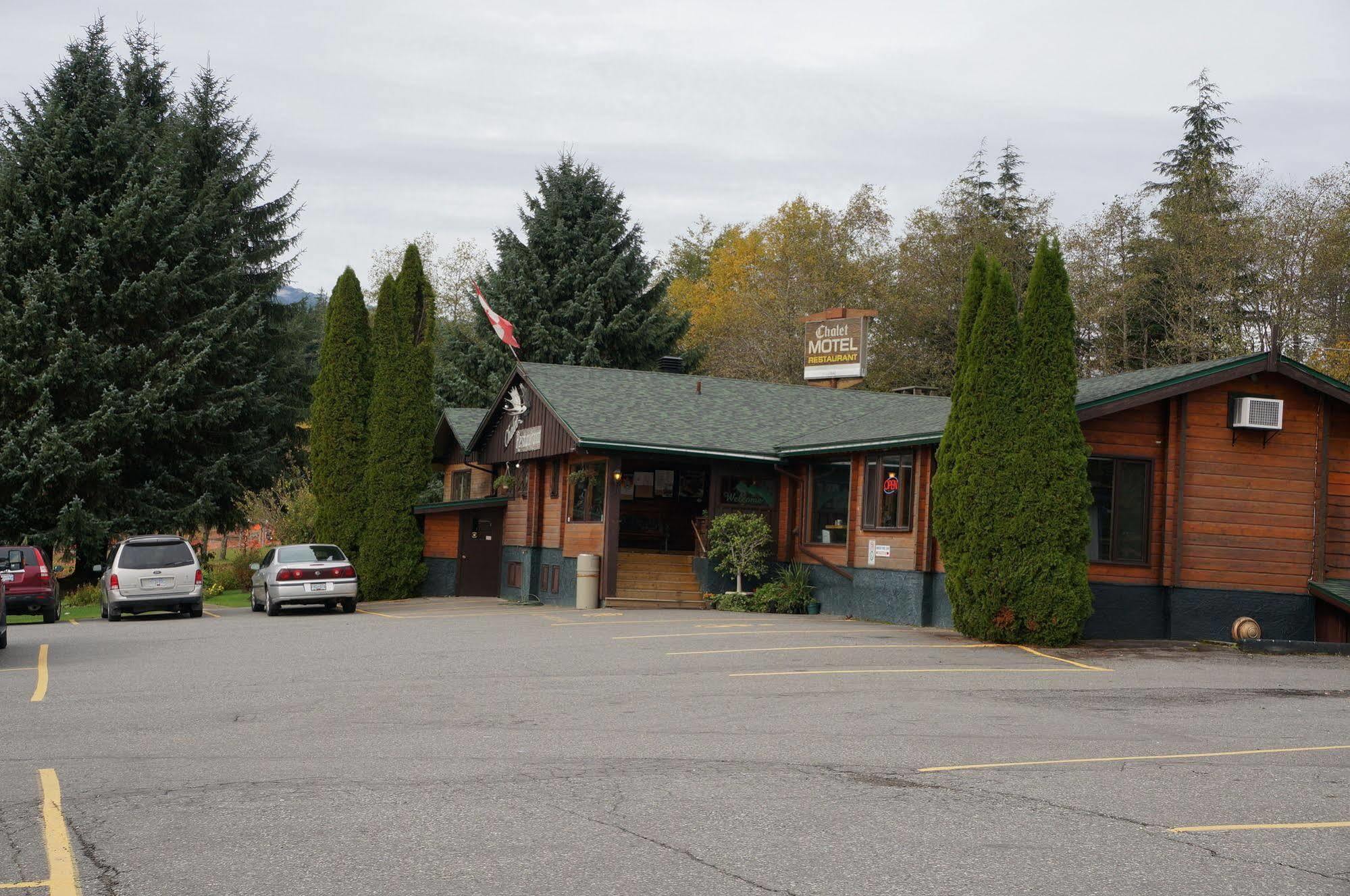Chalet Inn Kitimat Dış mekan fotoğraf
