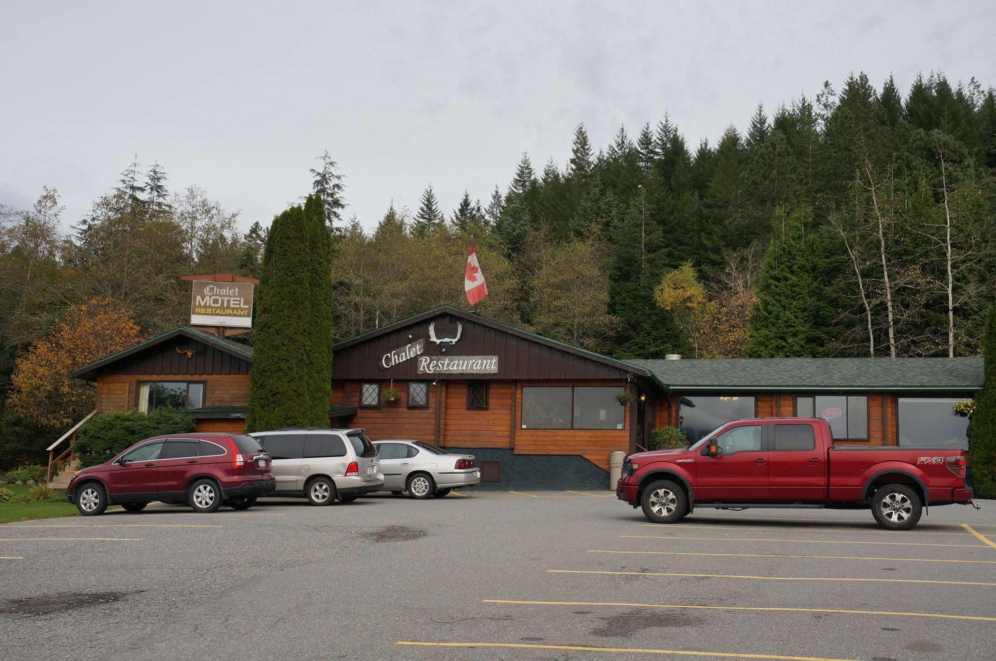 Chalet Inn Kitimat Dış mekan fotoğraf
